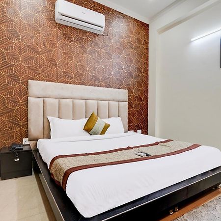 Fabexpress Next Home Гургаон Экстерьер фото