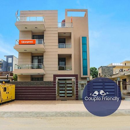 Fabexpress Next Home Гургаон Экстерьер фото