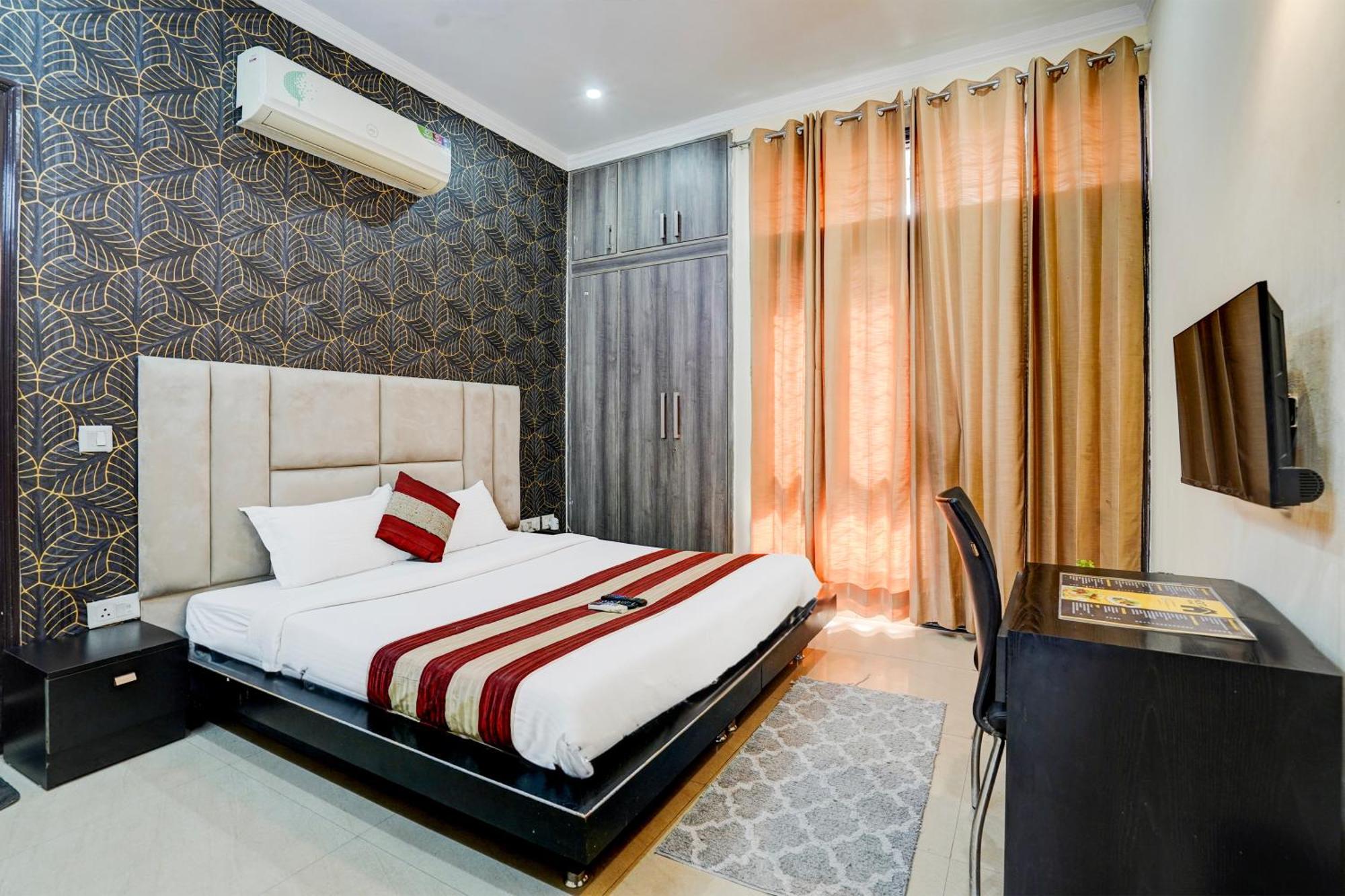 Fabexpress Next Home Гургаон Экстерьер фото